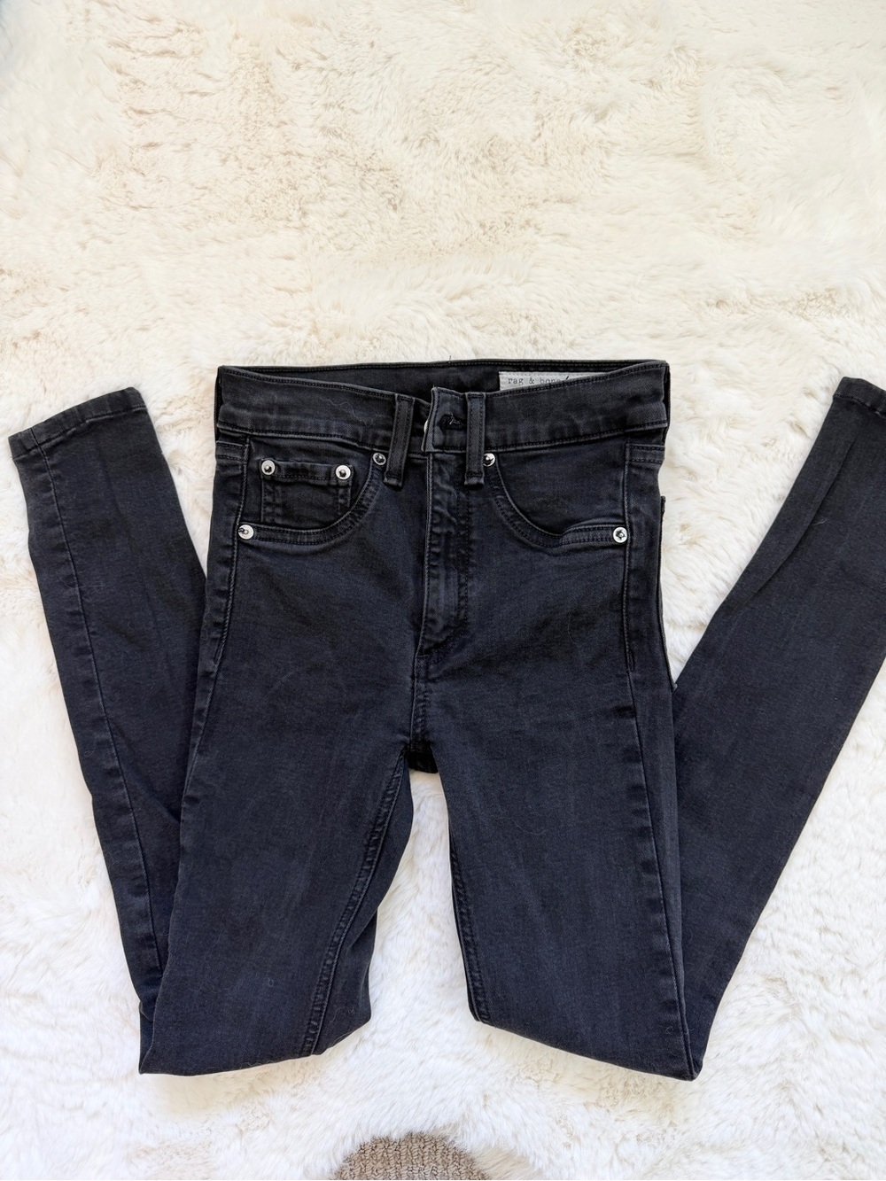 Rag & Bone High-Rise Skinny Jeans 23 - Black